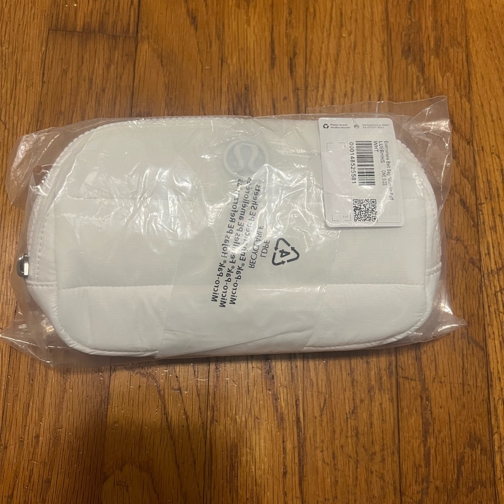 NWT Lululemon Wunder Puff 1L Belt Bag